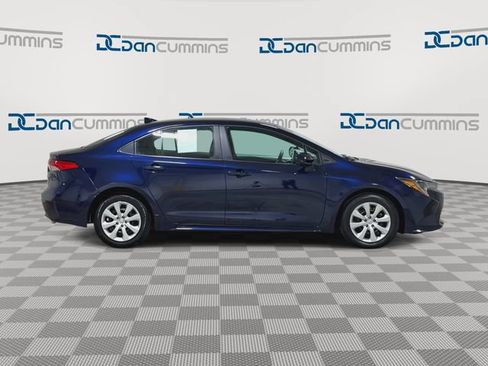 Used 2024 Toyota Corolla LE FWD image 9