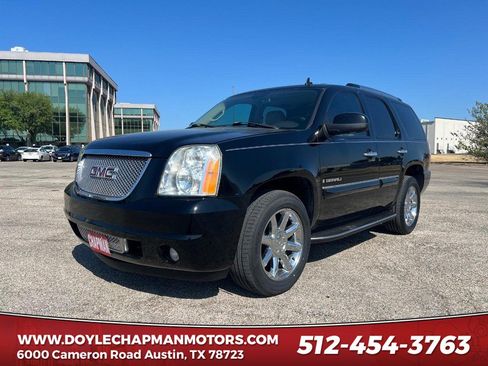 Used 2008 GMC Yukon Denali AWD/4WD image 1