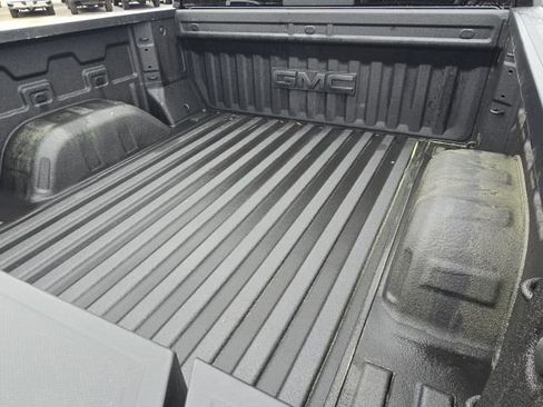 Used 2026 GMC Sierra 1500 Denali w/ Technology Package image 11