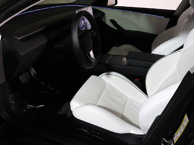 Used 2024 Tesla Model 3 Performance AWD/4WD image 12