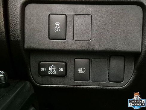 Certified 2023 Toyota Tacoma SR AWD/4WD image 18