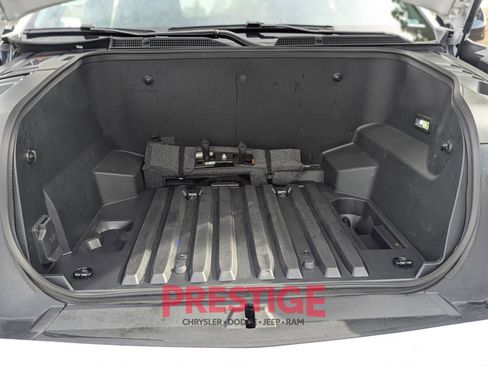 Used 2024 Chevrolet Silverado EV W/T AWD/4WD image 5