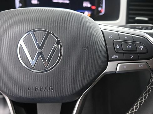 Used 2022 Volkswagen Atlas SE FWD image 14