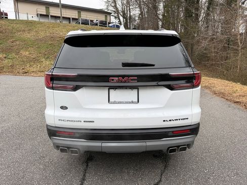 Used 2024 GMC Acadia Elevation image 7