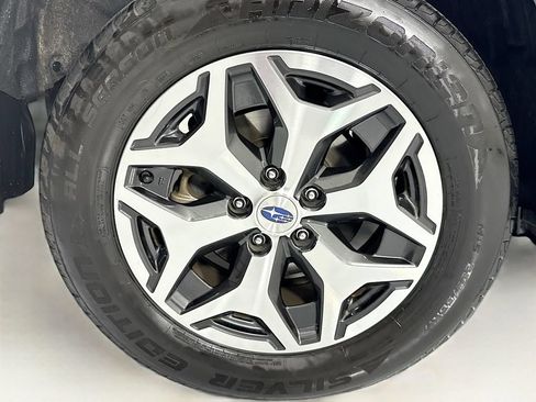 Used 2022 Subaru Forester Premium AWD/4WD image 33