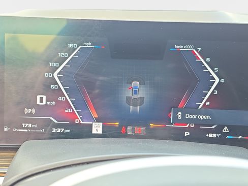 Used 2025 BMW X5 M60i AWD/4WD image 21