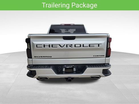 Used 2021 Chevrolet Silverado 1500 Custom w/ LPO, Dark Essentials Package AWD/4WD image 7