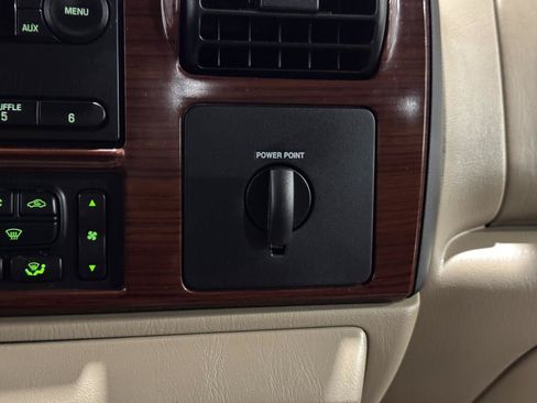 Used 2005 Ford F350 Lariat RWD image 27
