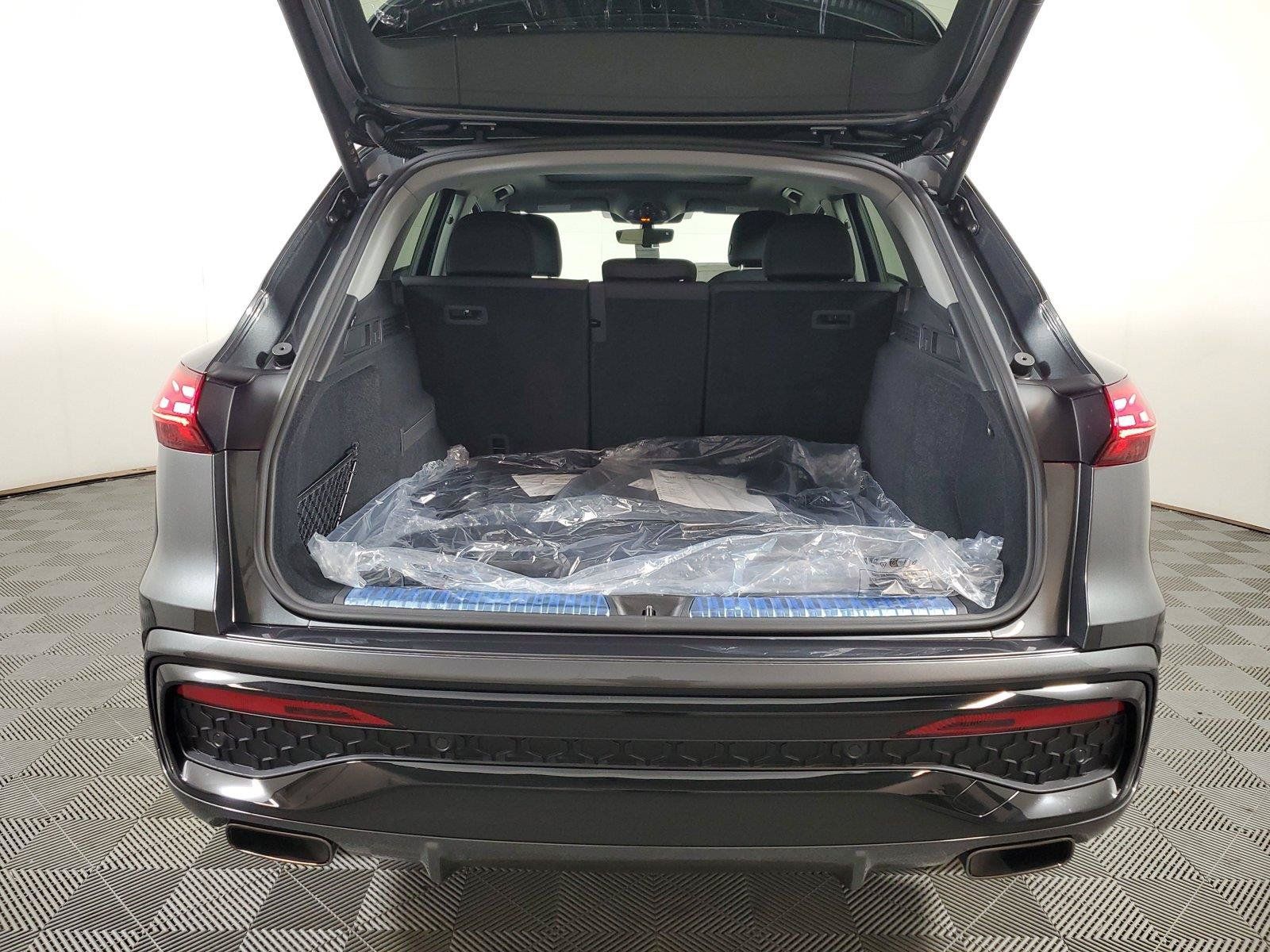 New 2026 Audi Q5 Premium Plus AWD/4WD image 9