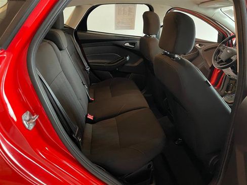 Used 2015 Ford Focus SE FWD image 59