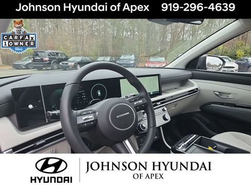 Certified 2025 Hyundai Tucson Limited image 27