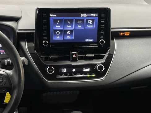Certified 2022 Toyota Corolla LE image 31