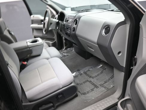 Used 2005 Ford F150 XLT RWD image 18