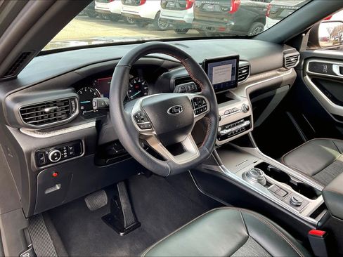 Used 2023 Ford Explorer Timberline image 18