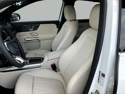 New 2026 Mercedes-Benz GLA 250 4MATIC image 17