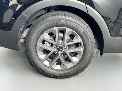Used 2023 Kia Telluride LX AWD/4WD image 37