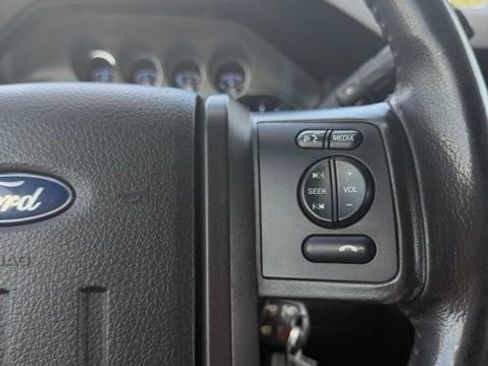 Used 2016 Ford F250 Lariat w/ Lariat Ultimate Package AWD/4WD image 18