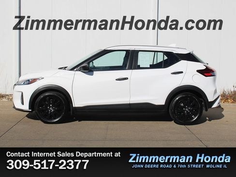 Used 2022 Nissan Kicks S image 23