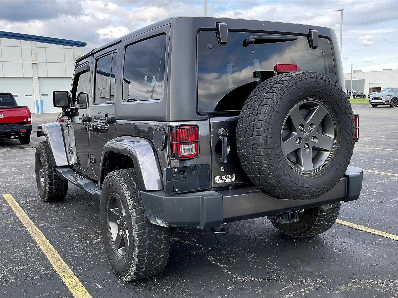 Used 2016 Jeep Wrangler Unlimited Sport AWD/4WD image 3