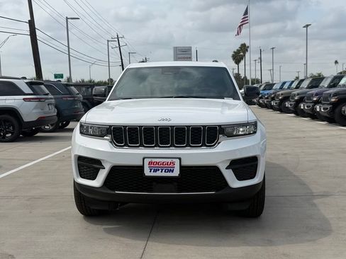 New 2026 Jeep Grand Cherokee L Summit AWD/4WD image 19