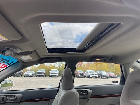 Used 2002 Chevrolet Impala LS w/ Preferred Equipment Group image 11