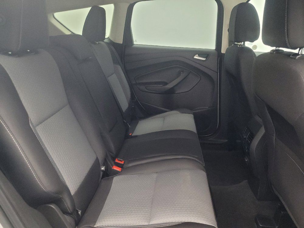 Used 2017 Ford Escape SE FWD image 19