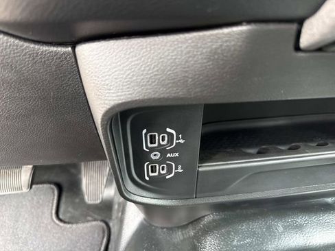 New 2026 RAM 3500 Tradesman AWD/4WD image 28