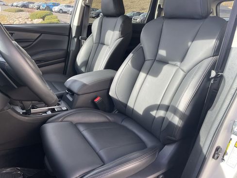 Certified 2025 Subaru Ascent Bronze Edition w/ Popular Package #2 image 11