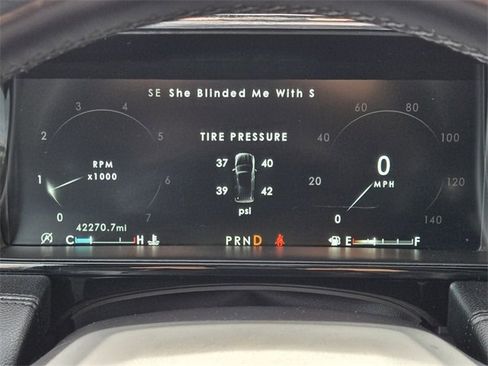 Used 2019 Lincoln Navigator Select w/ Technology Package image 31