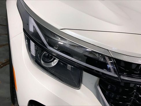 Used 2025 Kia Seltos S image 26