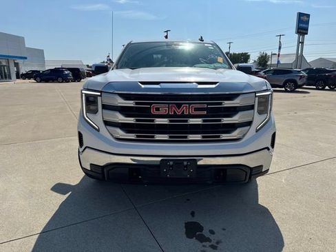 Used 2022 GMC Sierra 1500 SLE w/ X31 Off-Road Package AWD/4WD image 20
