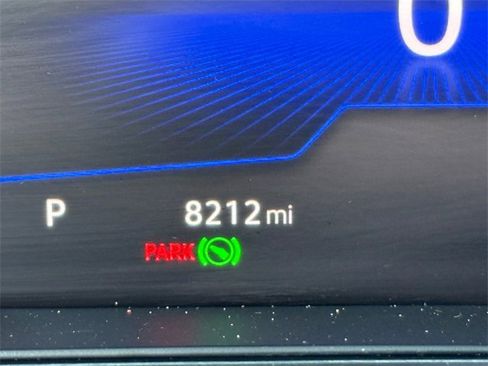 Certified 2022 Volkswagen Taos SE image 17