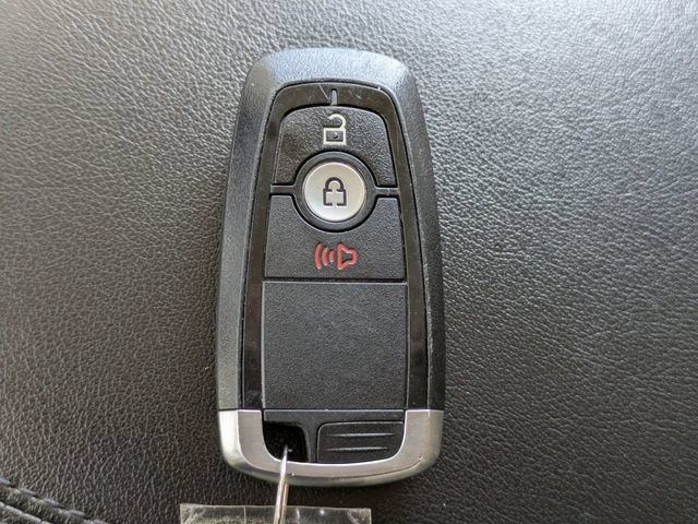 Used 2022 Ford Edge SEL AWD/4WD image 32