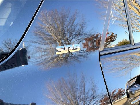 Used 2024 Toyota 4Runner SR5 Premium image 10