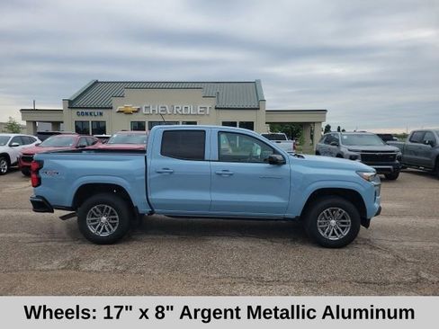 New 2025 Chevrolet Colorado LT w/ LT Convenience Package AWD/4WD image 23