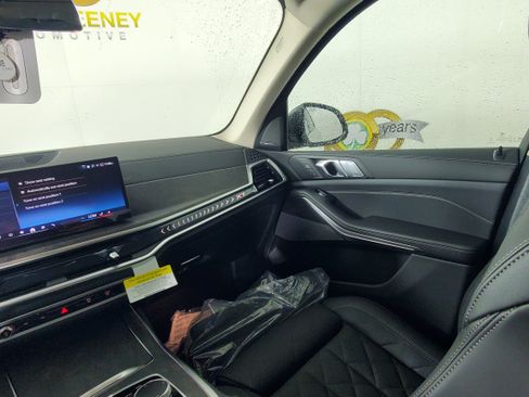 Certified 2026 BMW X7 xDrive40i image 23