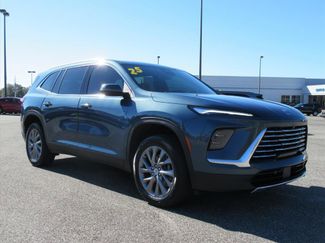 Used 2025 Buick Enclave Preferred w/ Power Package video 1