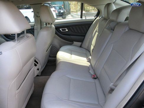 Used 2012 Ford Taurus SEL image 18