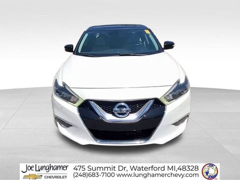 Used 2017 Nissan Maxima Platinum FWD image 3