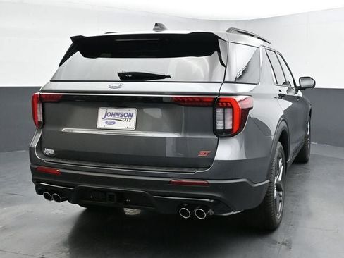 New 2026 Ford Explorer ST image 11