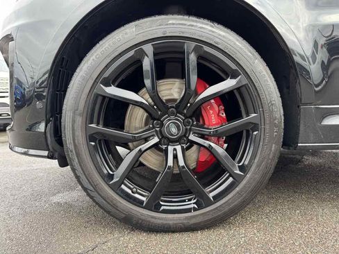 Used 2019 Land Rover Range Rover Sport SVR image 10