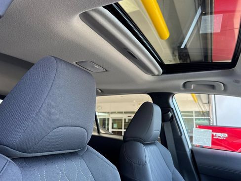 Certified 2026 Toyota Corolla Cross LE w/ Moonroof Package FWD image 21