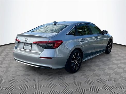 Used 2022 Honda Civic EX image 7
