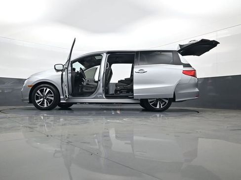 Used 2020 Honda Odyssey Elite image 35