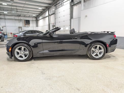Used 2024 Chevrolet Camaro LT image 6