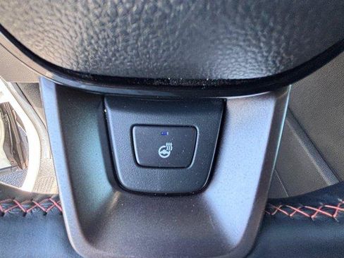 Used 2025 Honda Pilot TrailSport image 25