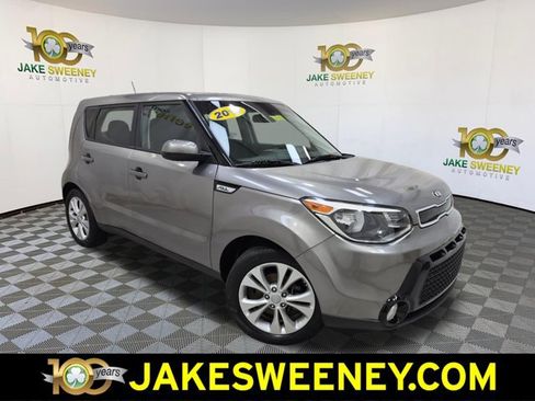 Used 2016 Kia Soul + FWD image 1