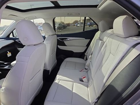 New 2026 Buick Envision Avenir image 7