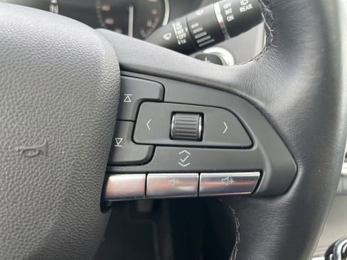 Used 2023 Cadillac XT4 Luxury image 20