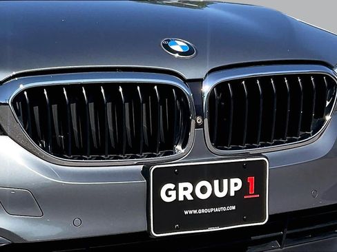 Used 2019 BMW 530i xDrive w/ Premium Package AWD/4WD image 31